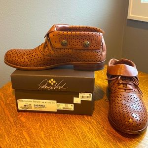 Patricia Nash Sz 9 Booties